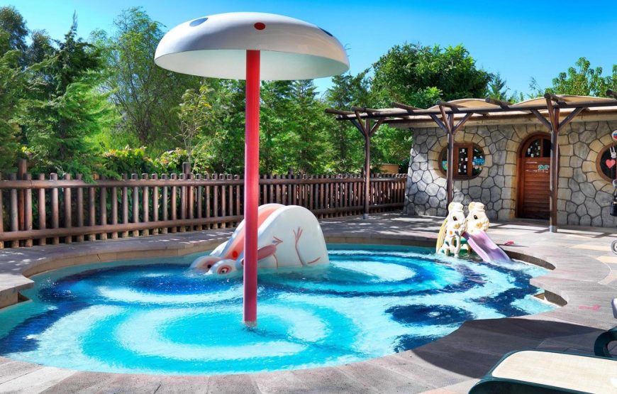 Crystal De Luxe Resort Spa